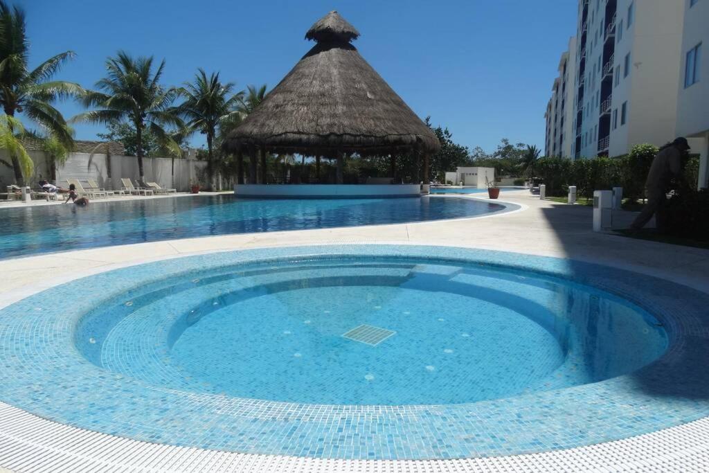 Yikal Suites By Andiani Travel Канкун Екстер'єр фото